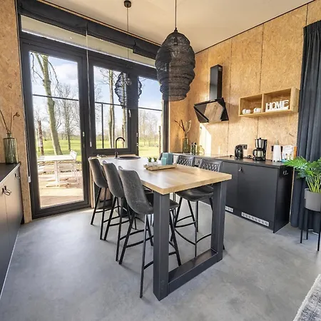 Modern By The River Maas * Kerkdriel