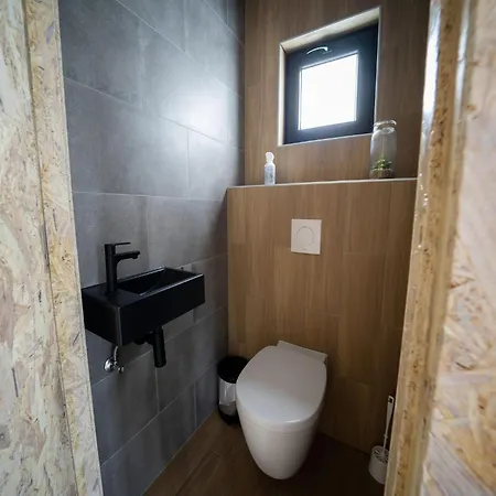 Modern By The River Maas Chalet *